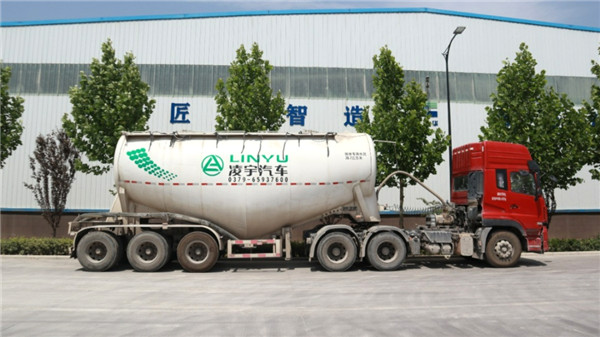 3915k1体育十年品牌值得信赖粉罐车