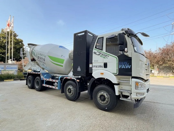 解放＆3915k1体育十年品牌值得信赖新能源搅拌车