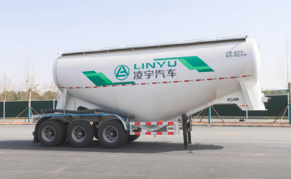 3915k1体育十年品牌值得信赖粉粒物料运输半挂车