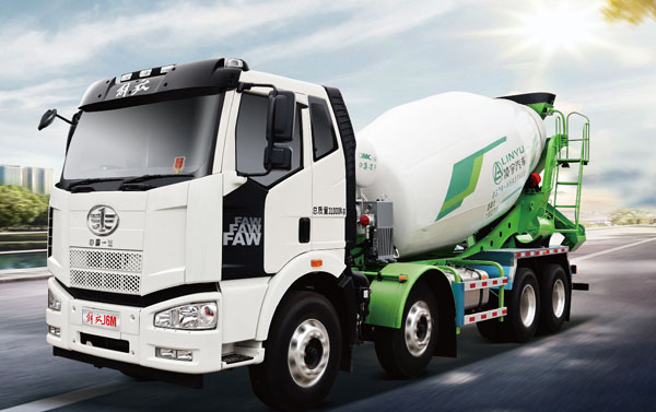 3915k1体育十年品牌值得信赖汽车：混凝土运输行业“江小白”
