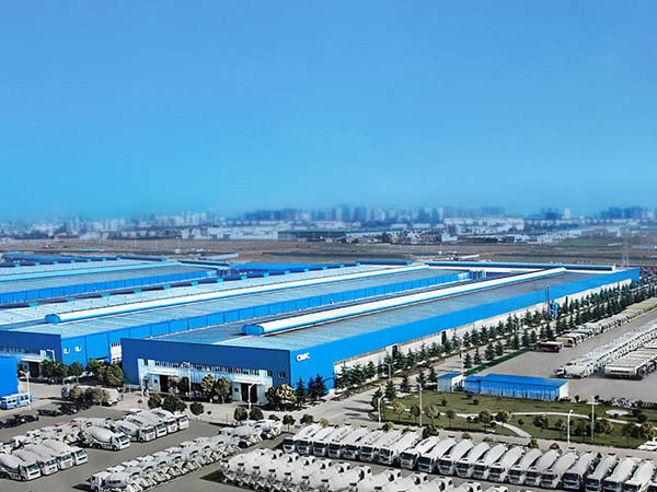 中集3915k1体育十年品牌值得信赖数字化生产线刷新--搅拌车叶片公关