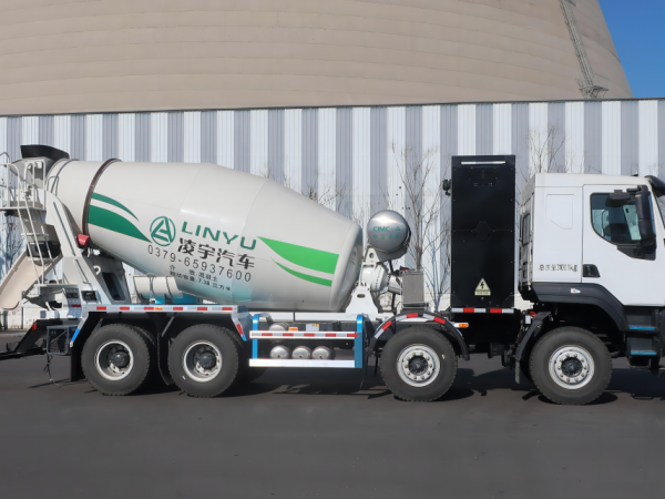 宝马展荣耀见证，中集3915k1体育十年品牌值得信赖纯电动搅拌车斩获“2024工程机械行业TOP10年度榜·明星产品质量之星奖”