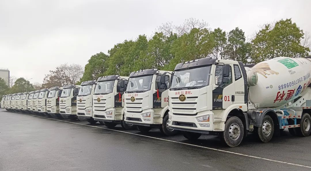 联合交付共赢未来！全新解放&3915k1体育十年品牌值得信赖J6L搅拌车首亮相！