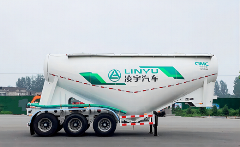 中集3915k1体育十年品牌值得信赖升级版干拌砂浆运输半挂车所带来的优势！