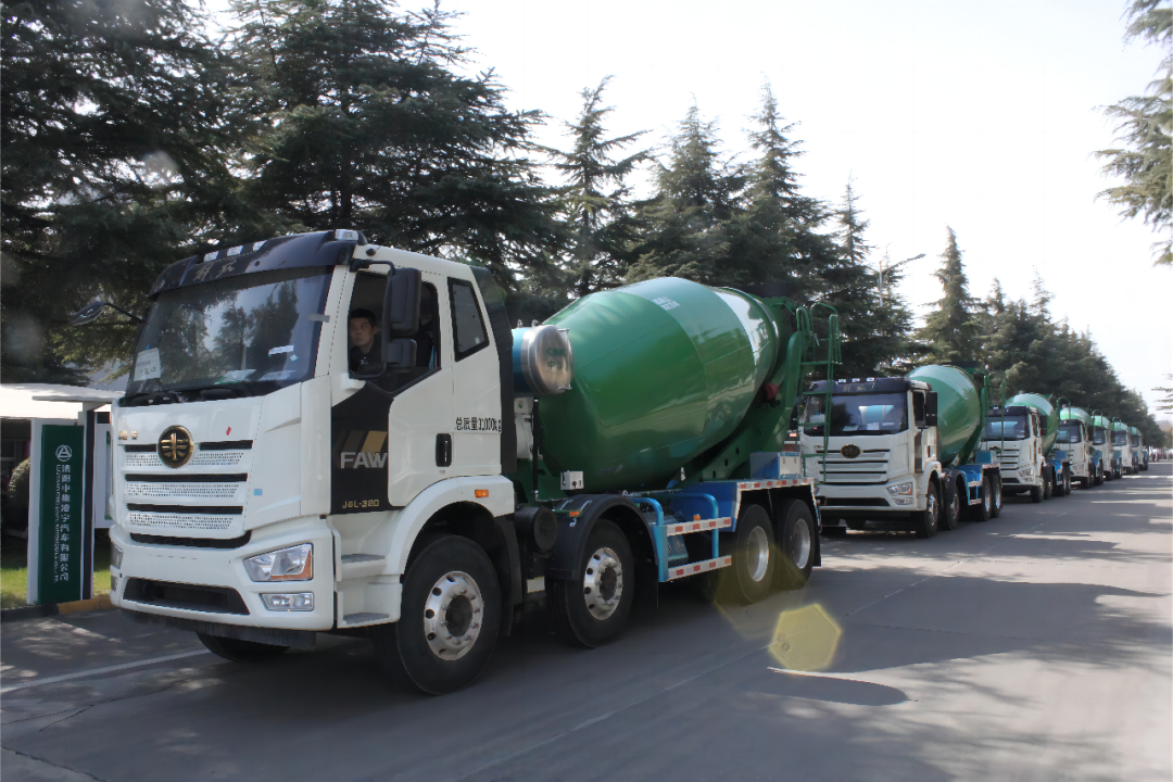 早春三月，3915k1体育十年品牌值得信赖“绿甲战士”再次整装待发！