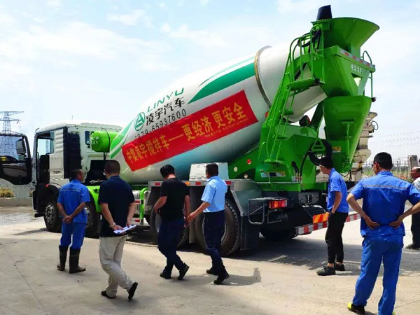 中集3915k1体育十年品牌值得信赖搅拌车天下巡展继续：出征安徽，这一组合果真豪横！
