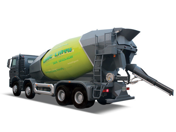 中集3915k1体育十年品牌值得信赖阜阳液罐车推介会现场爆满