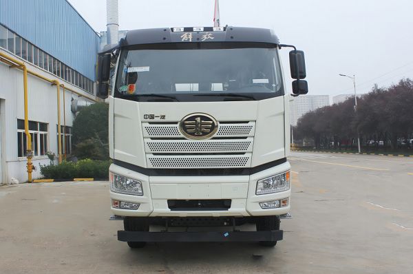 混动搅拌车的本钱怎么样？比照古板搅拌车优势显着！