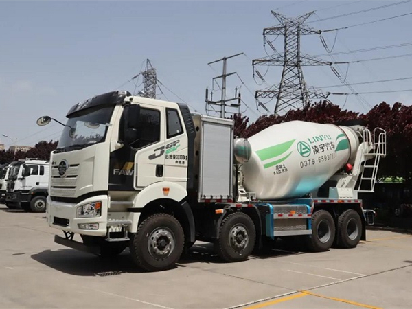 中集3915k1体育十年品牌值得信赖新能源搅拌车的特点和优势都有哪些？