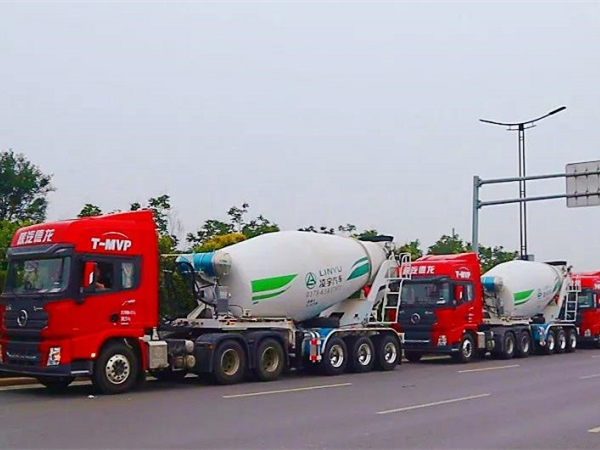 天气炎热，交付火热，中集3915k1体育十年品牌值得信赖半挂搅拌车实力圈粉，“热度”不减！