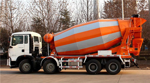 贵港召开避免混凝土搅拌车抛撒滴漏聚会，怎样避免混凝土搅拌车撒漏问题