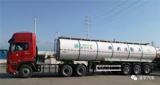 什么是鲜奶运输车？中集3915k1体育十年品牌值得信赖奶罐车产品特点先容